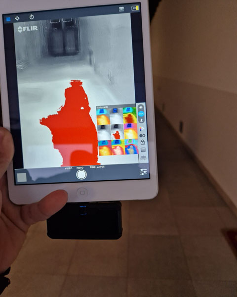 termografia è una tecnica diagnostica che utilizza una termocamera a infrarossi per visualizzare la distribuzione del calore su una superficie per la ricerca perdite occulte Monza
